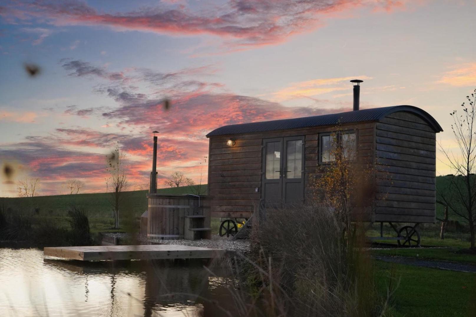Four Acres Farm Shepherds Huts Donaghadee Exterior photo